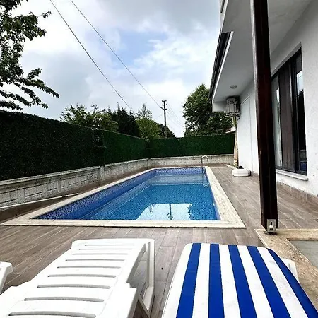 Mjora Villa *